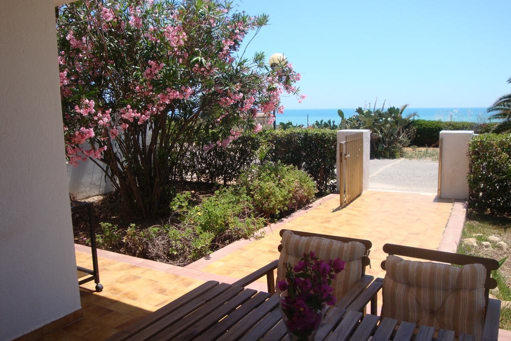 Cala Vigliena Il Sole Negli Occhi Vila Punta Braccetto Quarto foto
