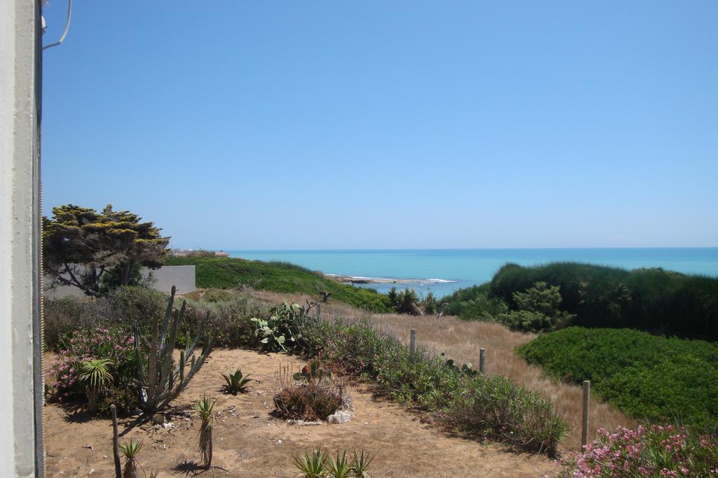 Cala Vigliena Il Sole Negli Occhi Vila Punta Braccetto Exterior foto